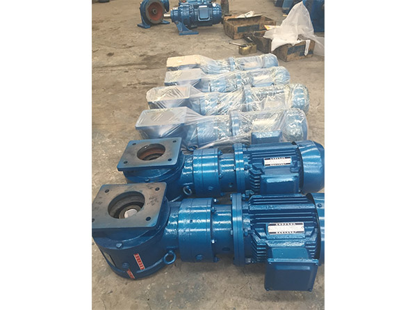 皮帶秤減速機.jpg